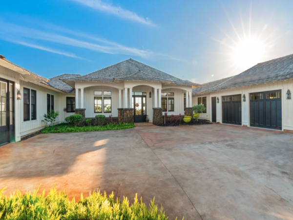 Luxury 6-Bedroom Vacation Home in Poipu - Ocean Views & Modern Comfort